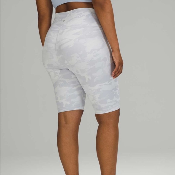 Lululemon Wunder Under Short 10"‎ *Ribbed Camo Jacquard Alpine White Starlight - Picture 4 of 16
